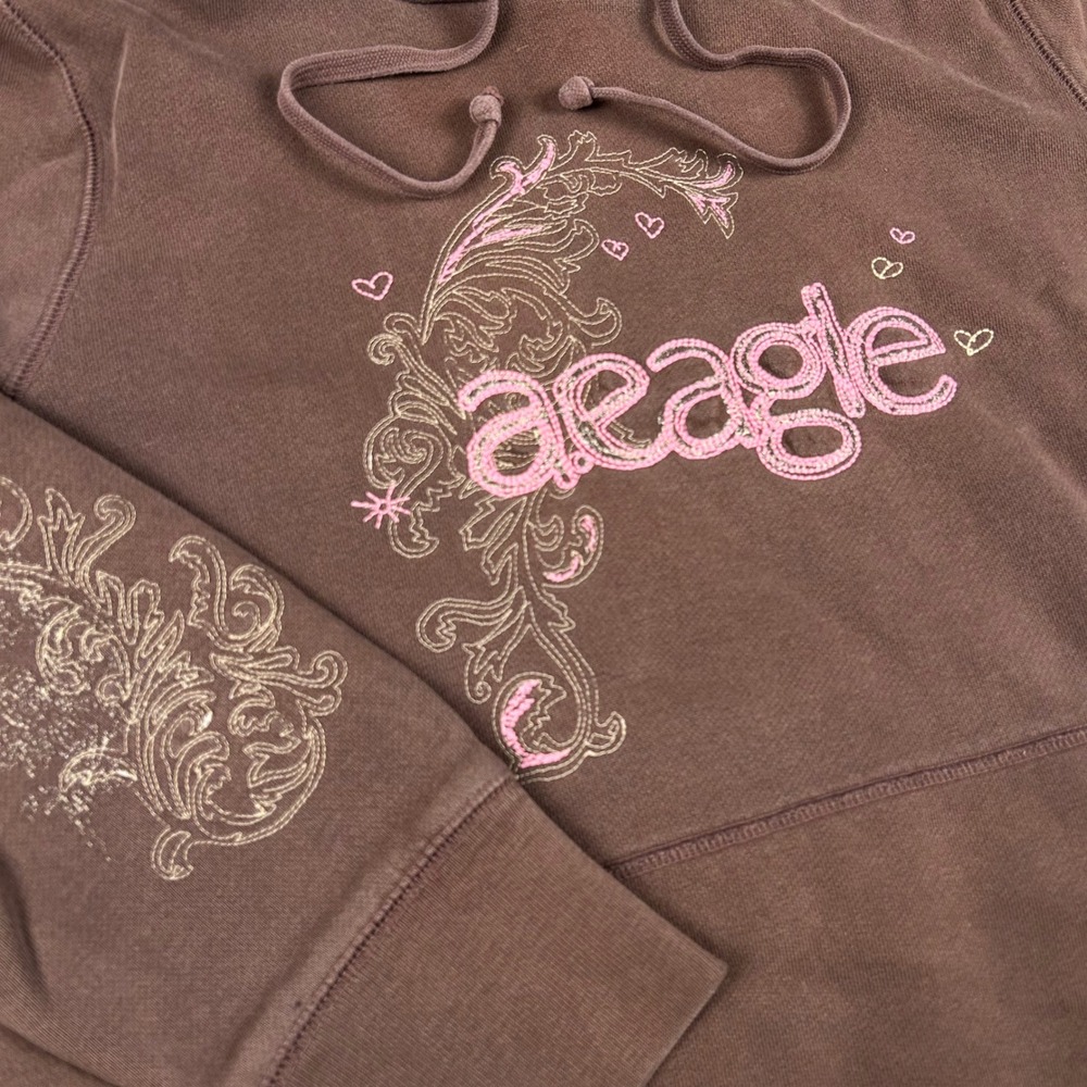 American Eagle Brown Hoodie Pink Embroidered Logo Y2K Filigree Pullover L
